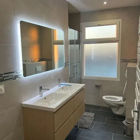 Maison Renovee Aux Portes Du Circuit Des 24h Tatil Evi Mulsanne